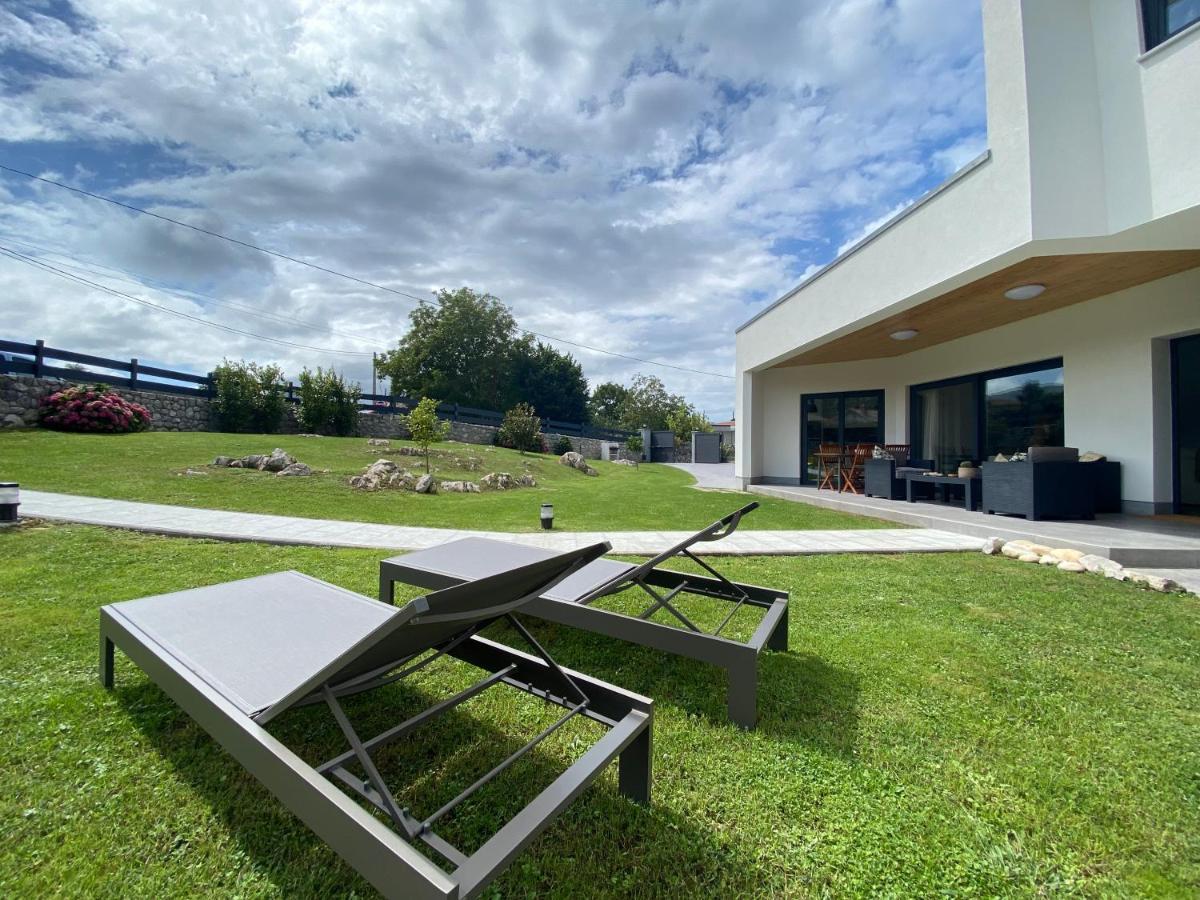 La llosina Vivienda Vacacional alquiler íntegro Llanes Exterior foto